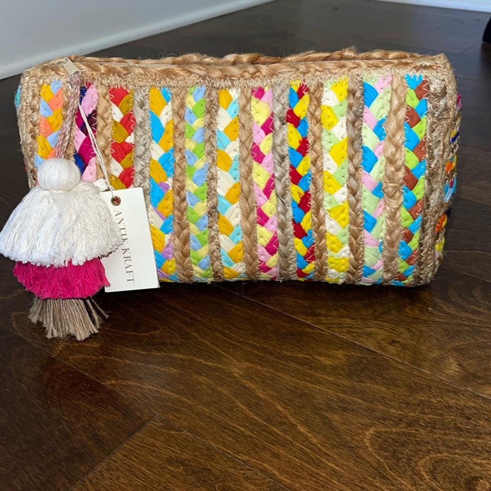 New, Antik Kraft clutch